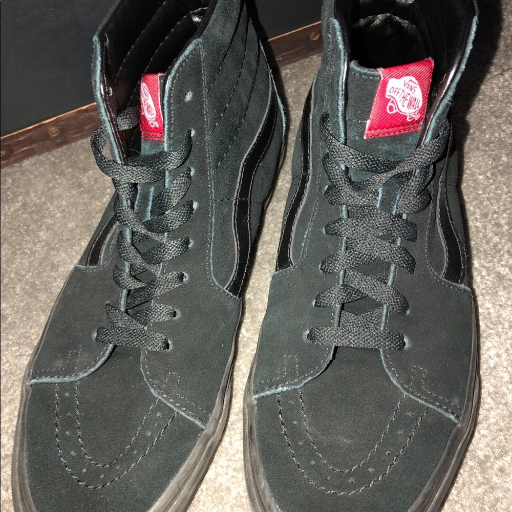 Men’s • Hightop Vans • Size 8.5